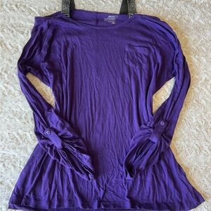 Vintage Old Navy Purple long sleeve top with gemstone detail